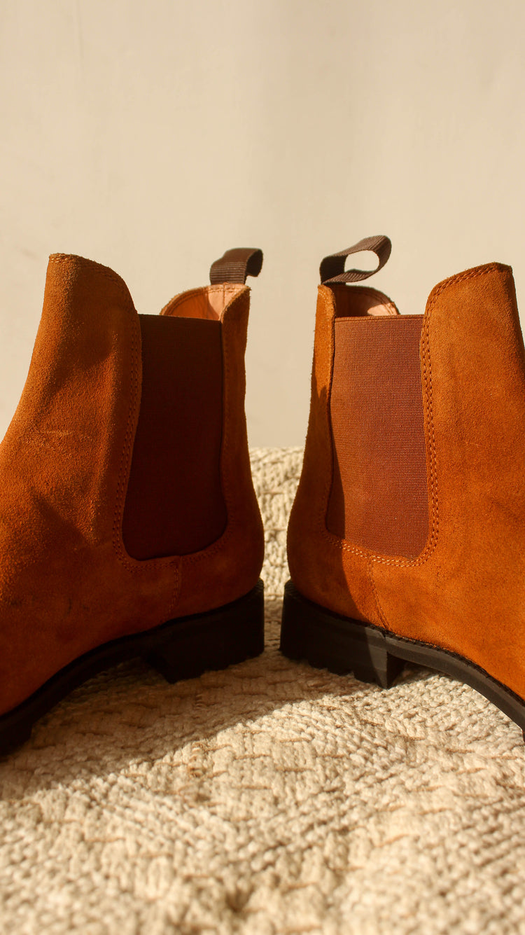 Tan Suede Ferneto Chunky Chelsea Boots